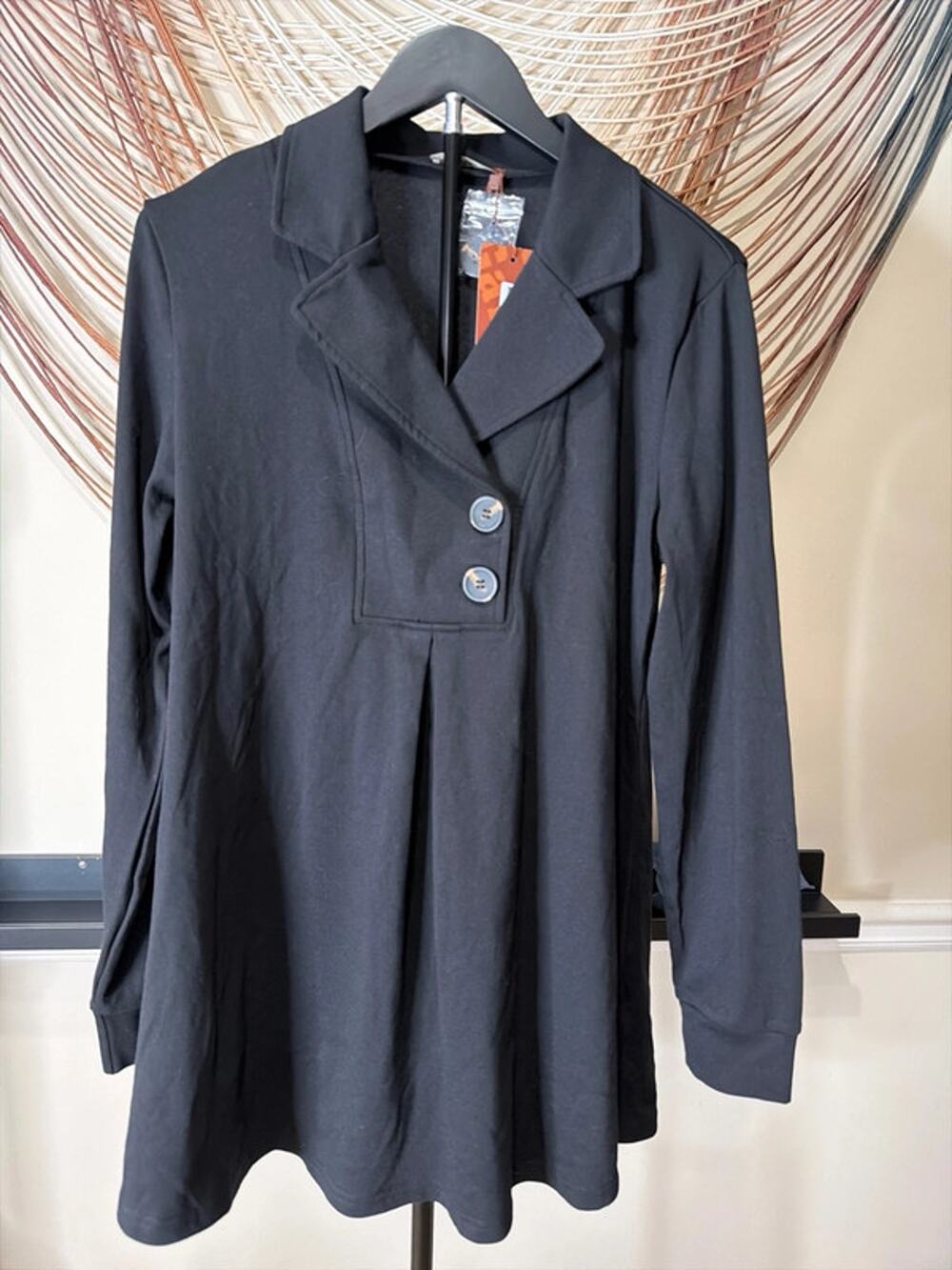 Gaharu black tunic blouse NWT L 2950